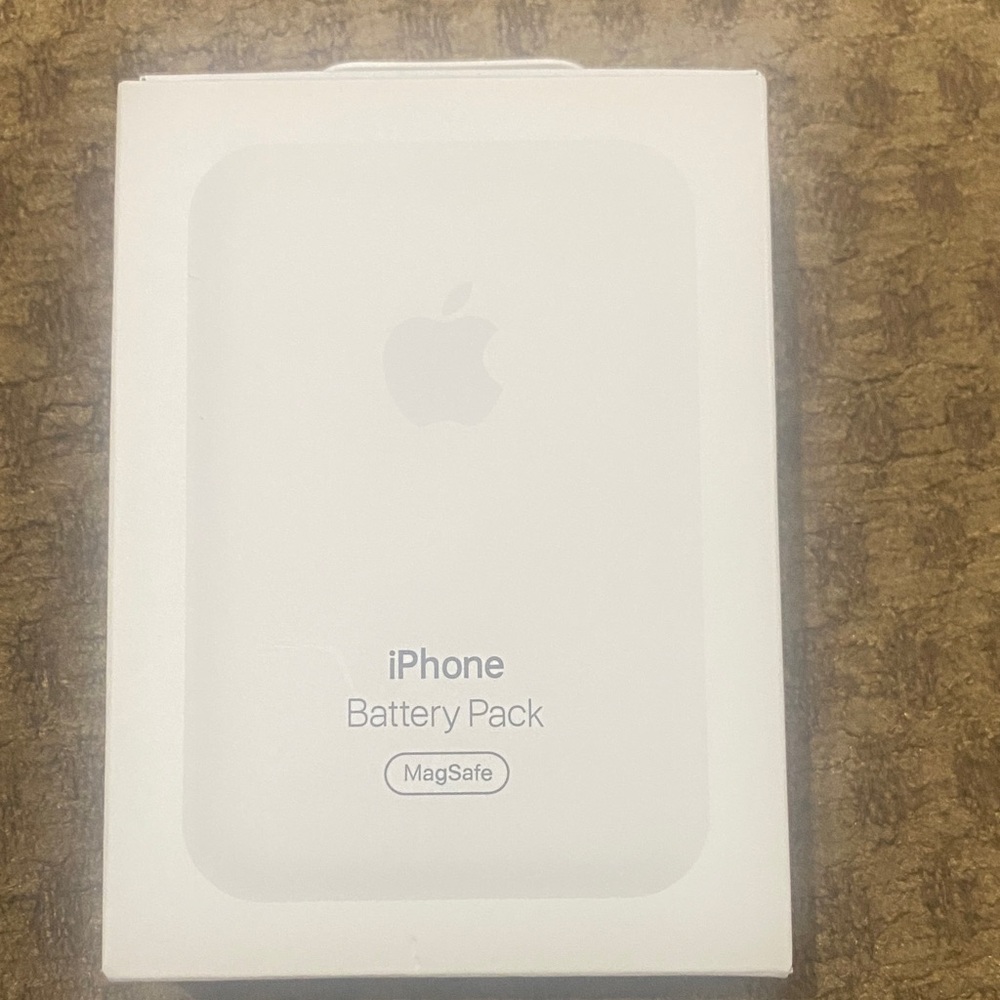 Apple iPhone Battery Pack - White